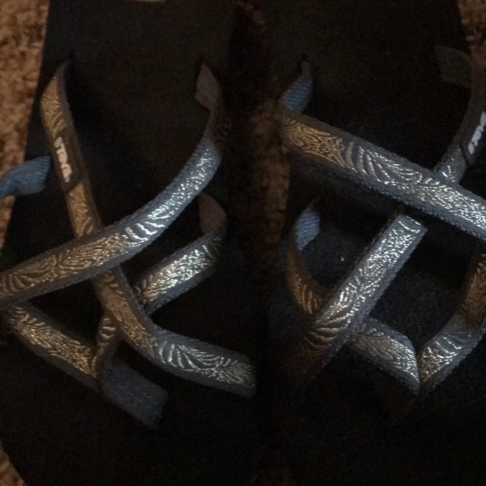Teva metallic mush sandals 8 gold grey